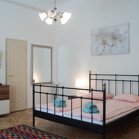 Friendly Home In The Center บูดาเปสต์ ภายนอก รูปภาพ