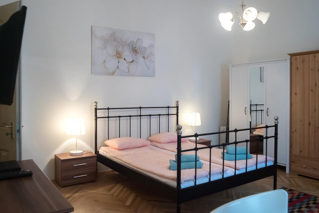 Friendly Home In The Center บูดาเปสต์ ภายนอก รูปภาพ