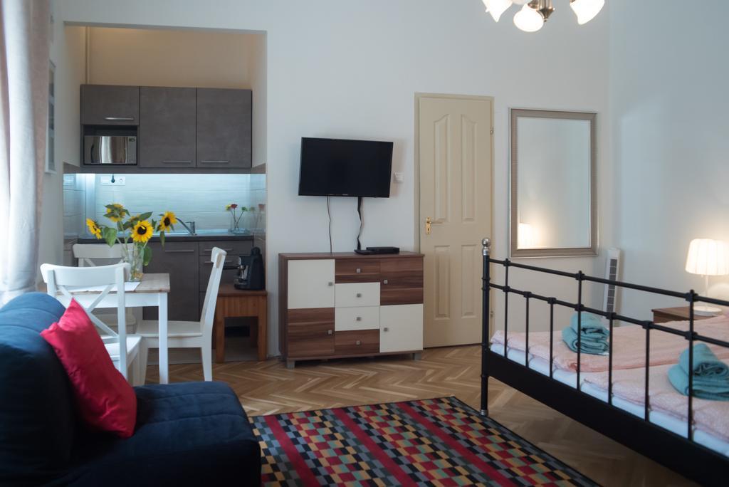 Friendly Home In The Center บูดาเปสต์ ภายนอก รูปภาพ