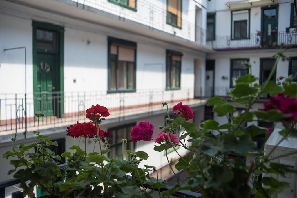 Friendly Home In The Center บูดาเปสต์ ภายนอก รูปภาพ