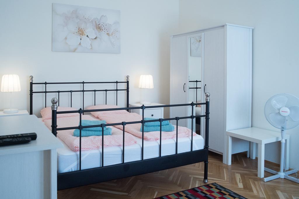 Friendly Home In The Center บูดาเปสต์ ภายนอก รูปภาพ